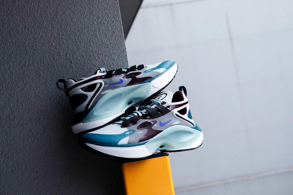 NIKE SPORTSAWEAR<br>NIKE SIGNAL D/MS/X