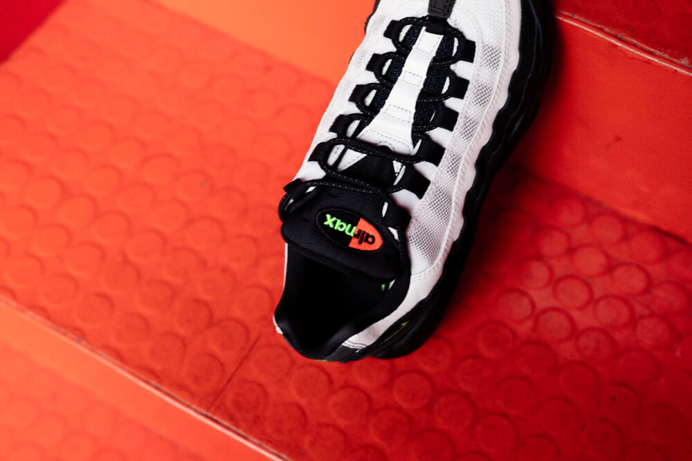 nike air max 2020 essential schwarz rot