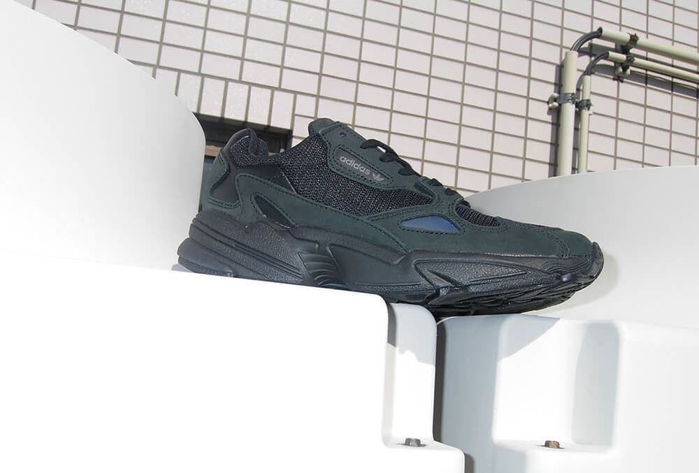 adidas Originals<br>FALCON