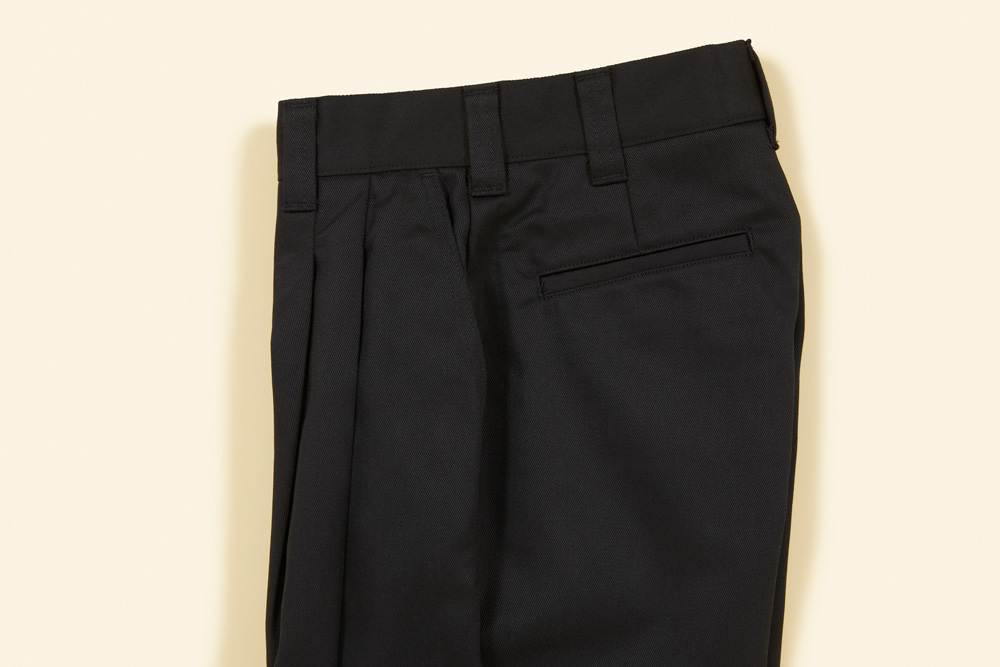 The Shinzone Tomboy Pants Figure