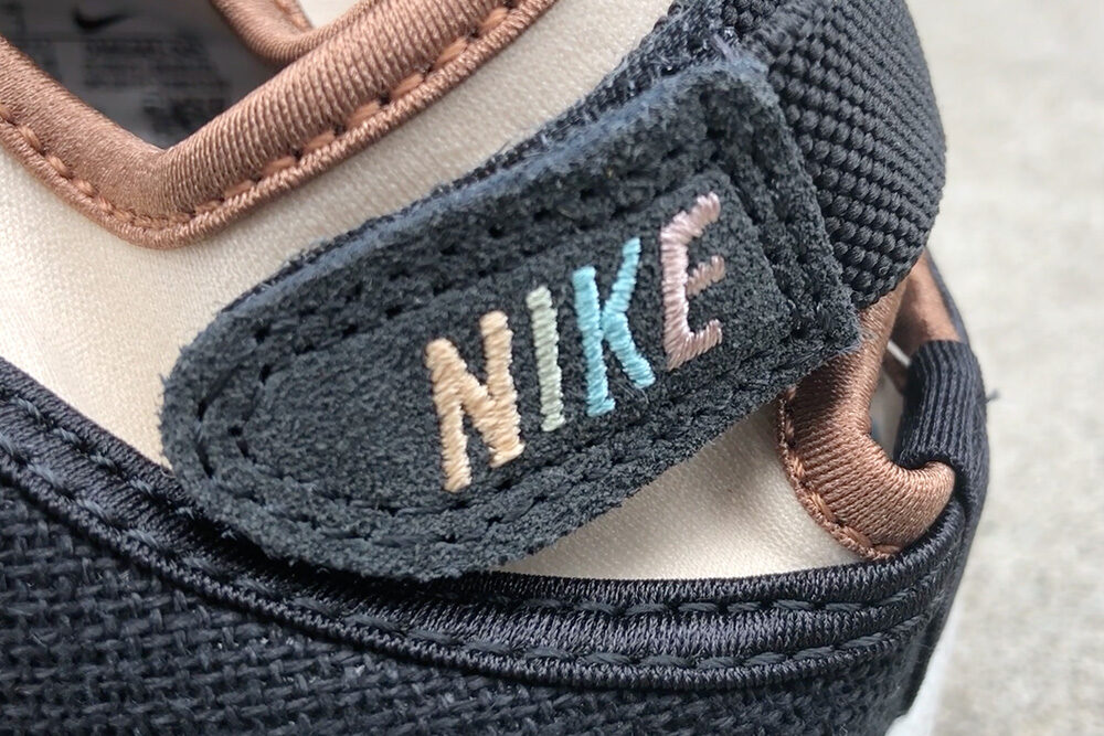 NIKE SPORTSWEAR <br>NIKE WMNS AIR RIFT