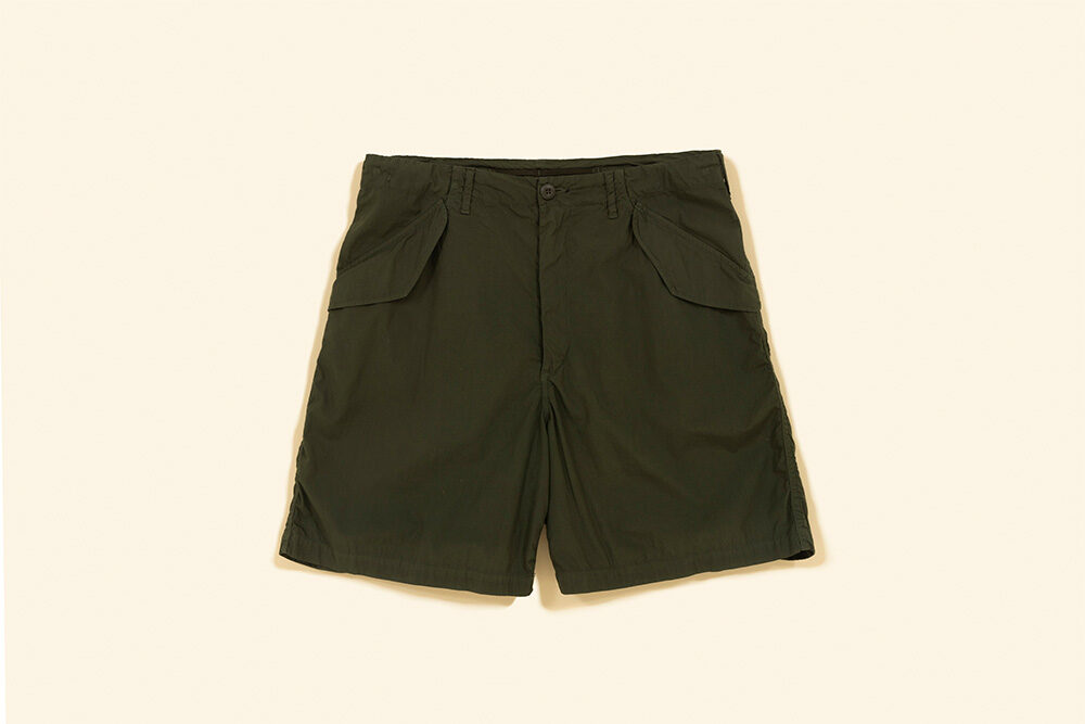 Graphpaper <br>Garment dyed poplin military shorts